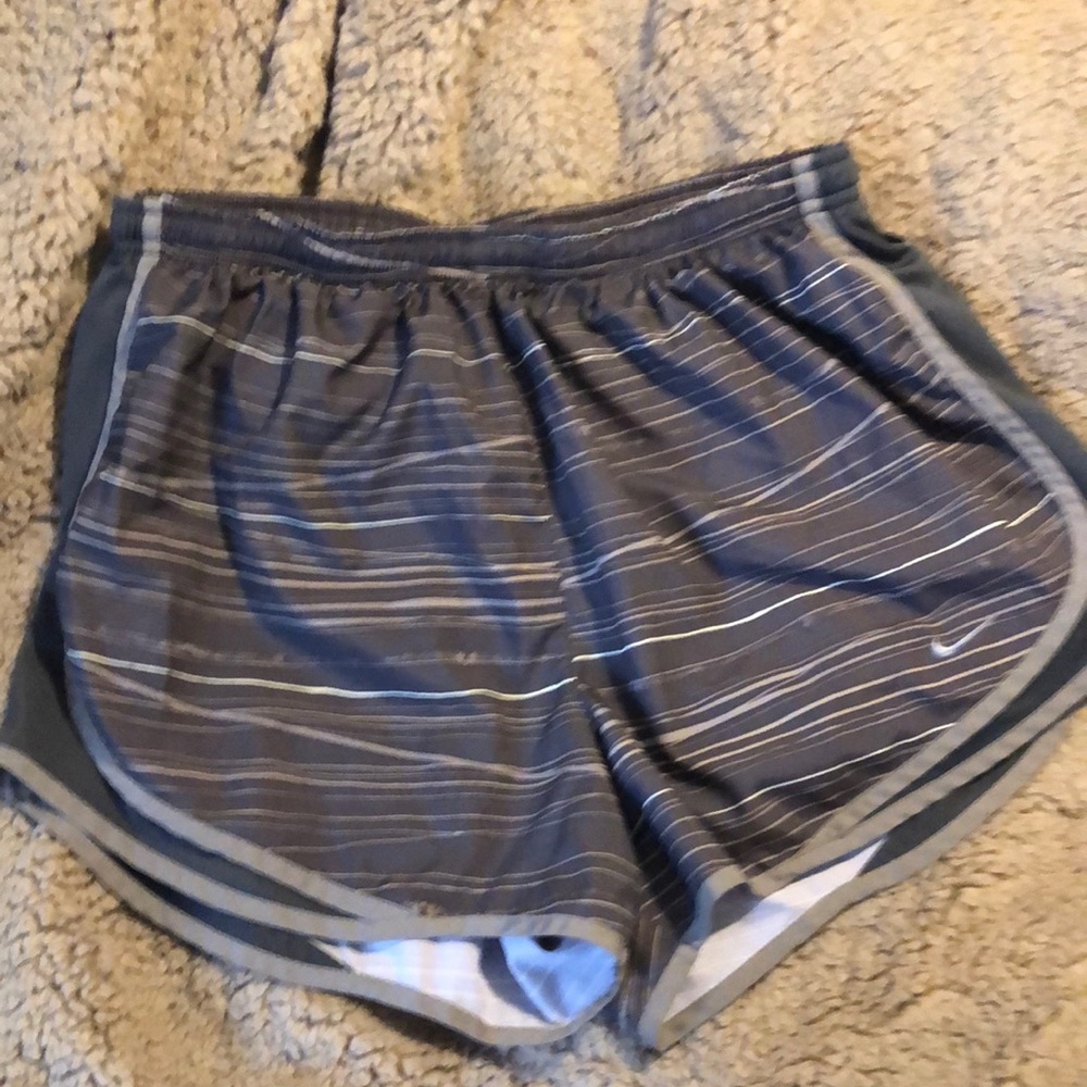 Nike brown & tan striped running short. Size L